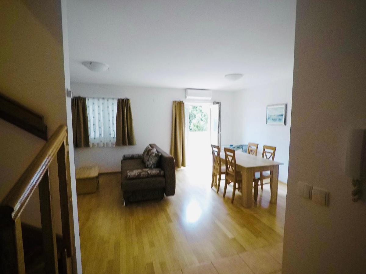 Apartmani Funda Bol Exterior foto