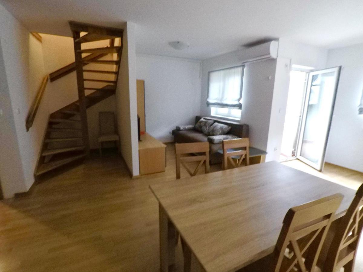 Apartmani Funda Bol Exterior foto