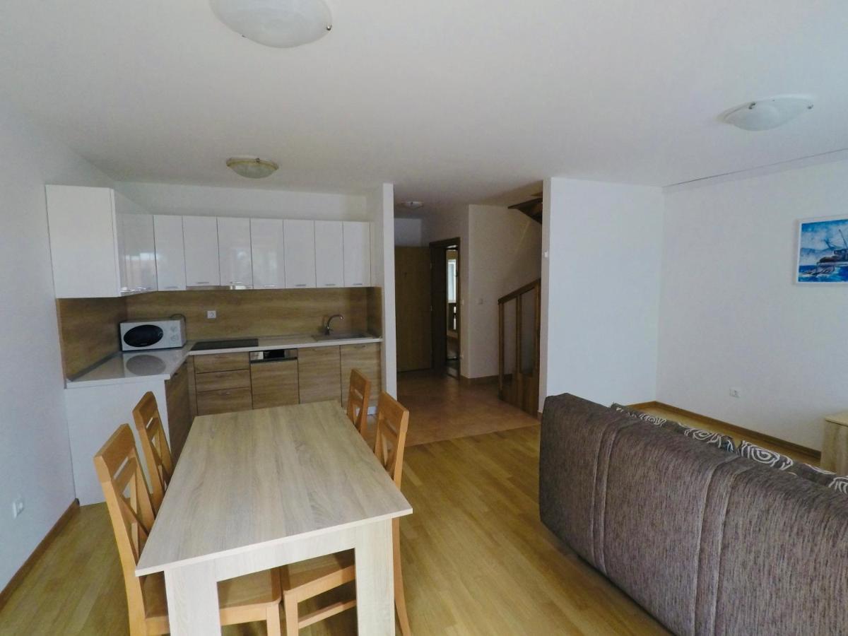 Apartmani Funda Bol Exterior foto